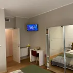 Smart-house-central-rent-rooms-free-parking ベッド・アンド・ブレックファスト