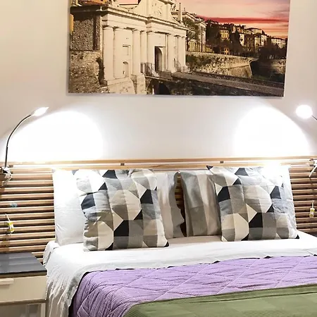 Bed & Breakfast Smart-house Rent-rooms Free Parking 3*