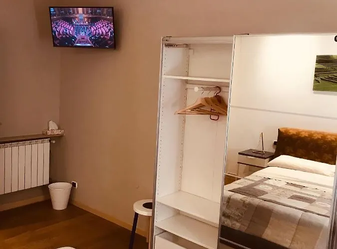 Smart-house Rent-rooms Free Parking Panzió Bergamo