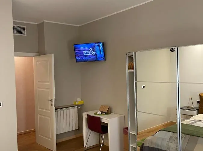 Smart-house Rent-rooms Free Parking Panzió