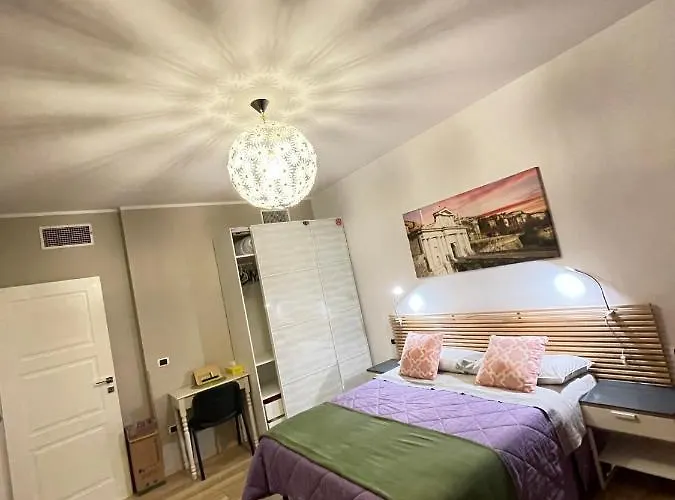 Smart-house Rent-rooms Free Parking Panzió Bergamo
