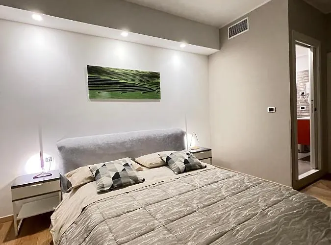 Smart-house Rent-rooms Free Parking 4*
